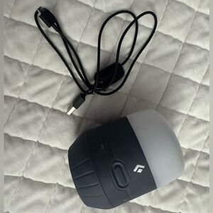 BLACK DIAMOND MOJI CHARGING STATION LANTERN